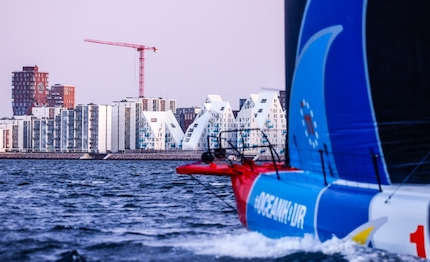 the ocean race la in port race di aarhus sara decisiva