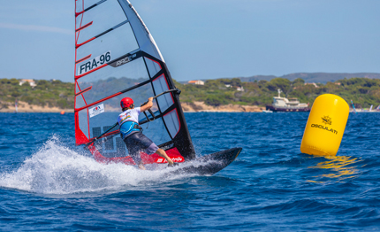 iniziate le regate del mondiale funboard slalom di calasetta con due heat