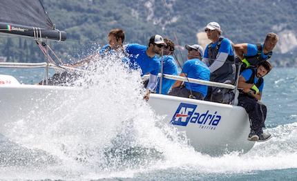 melges 32 nella lotta tra terrible la spunta papa alberto