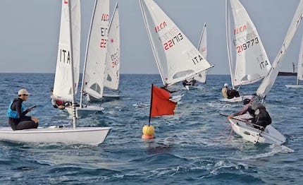 ilca in acqua bari per il trofeo aldo alesio
