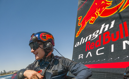 alinghi red bull racing lo sciatore marco odermatt primo ospite bordo