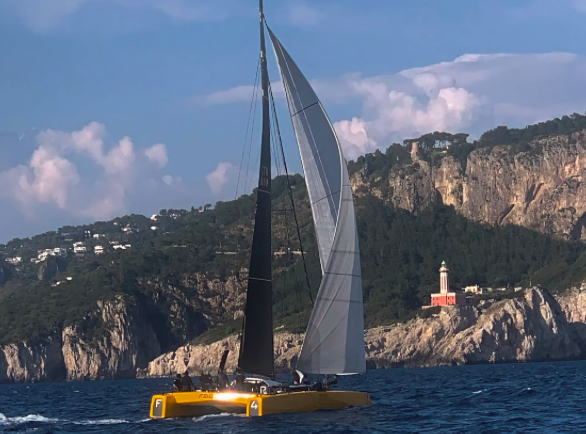 ran 630 falcon al comando anche davanti ai faraglioni di capri