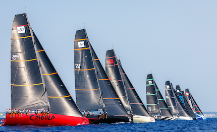 52 super series practice race puerto portals