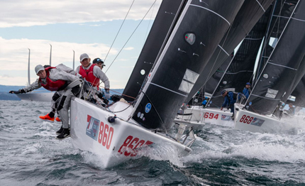 melges 24 trieste le raffiche di bora regalano la leadership nika