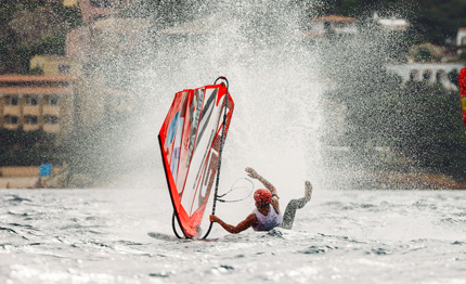 arzachena maestrale in azione al campionato europeo iqfoil youth junior