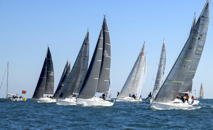 al via sabato 15 novembre il campionato invernale di marina di loano al via sabato 15 novembre il campionato invernale di marina di loano