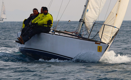 j24 be beef al comando del xxxv invernale del ponente