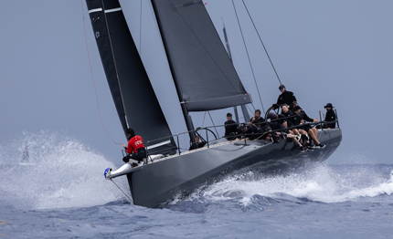 rorc nelson cup raffiche di vento sole proteste caratterizzano inizio della manifestazione