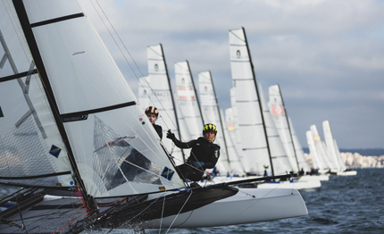 oltre 300 imbarcazioni hanno partecipato alla giornata inaugurale della regata del mallorca sailing center