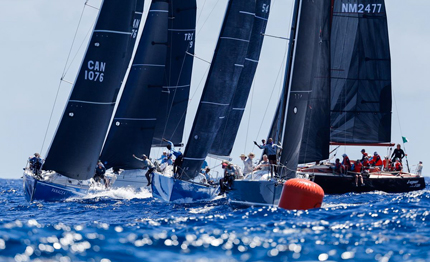 antigua racing cup spettacolo tra groppi sole strategia