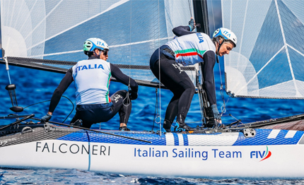 hyeres italia subito protagonista tita banti davanti pianosi vola nel kite