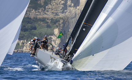 tre golfi line honours per il tp 52 summer storm