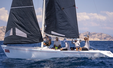 millenium falcon vince la coppa europa smeralda 888