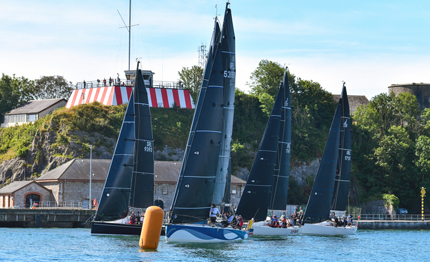 cork week nebbia vento inaugurano edizione 2026
