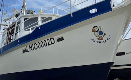 prima missione scientifica per sentinella blu il motoveliero della lni confiscato agli scafisti