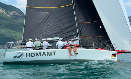 trans benaco melges 32 dominano la 40 edizione wilma firma il successo del quarantennale
