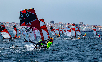 iniziato il mondiale openskiff calasetta prove con maestrale