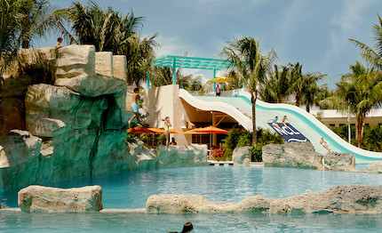 norwegian cruise line ha presentato le prime immagini dell attesissimo great tides waterpark