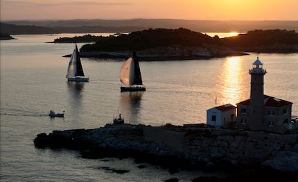 yacht club adriaco un mese di grande vela nel golfo di trieste