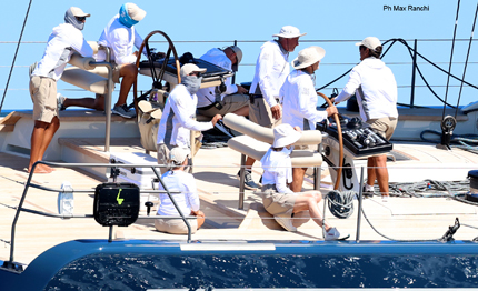 porto cervo poco vento tanto sole per la prima della rolex swan cup