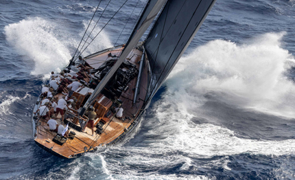 les voiles di saint tropez spettacolo nel golfo
